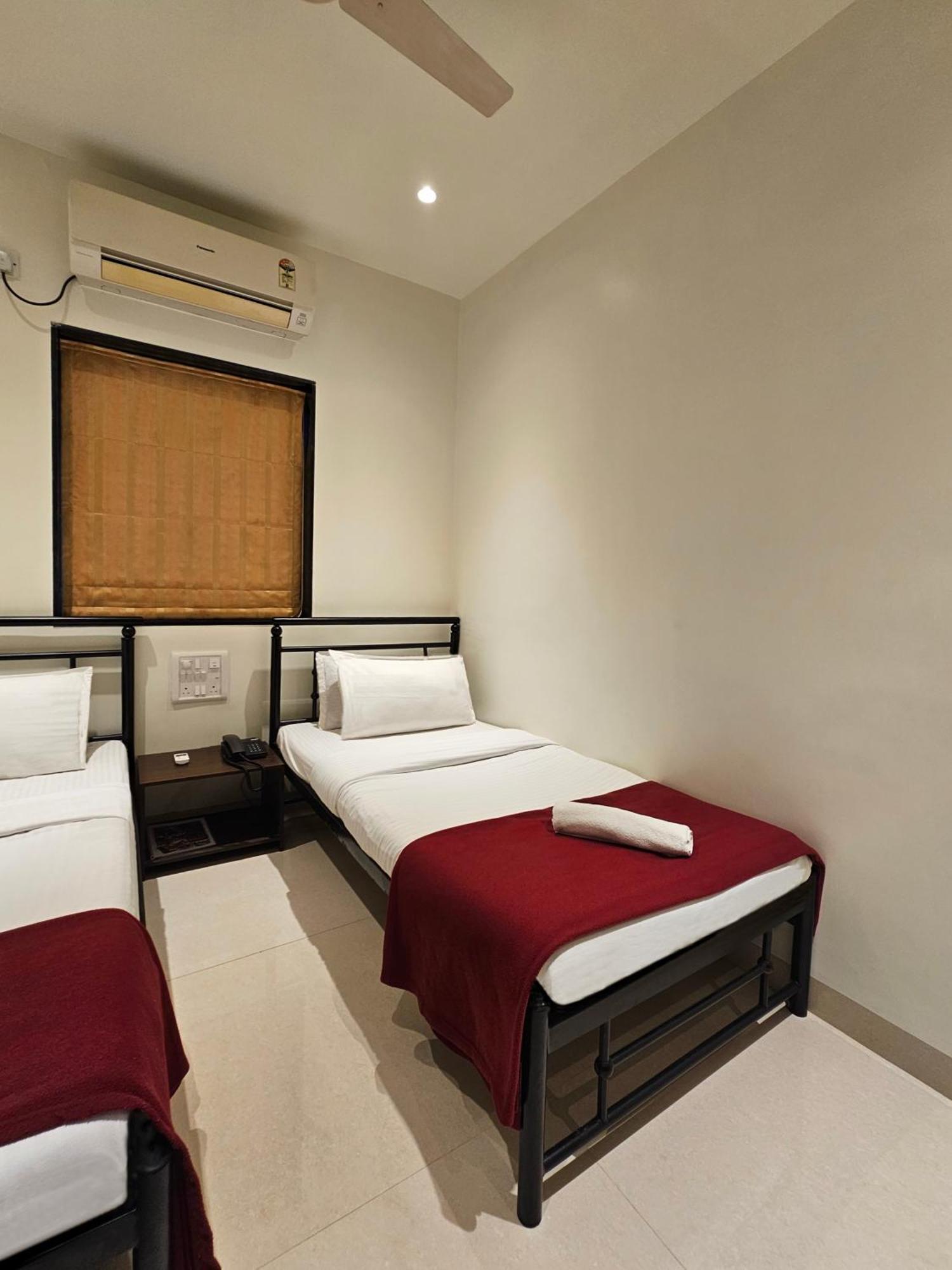 Hotel Kumkum Bombay Extérieur photo