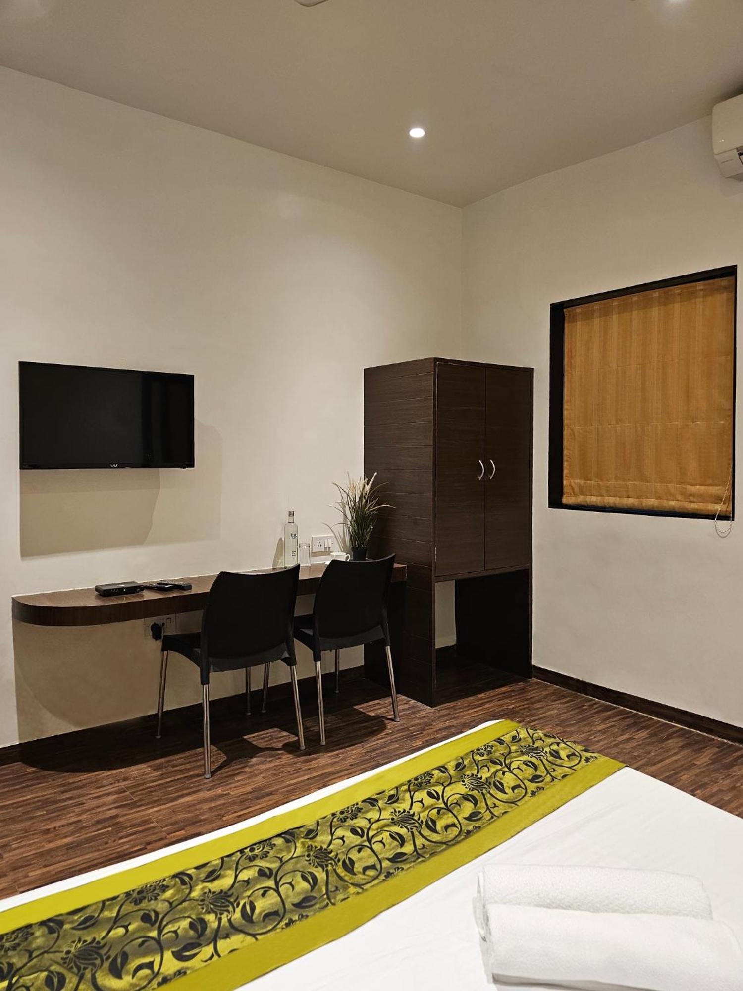 Hotel Kumkum Bombay Extérieur photo