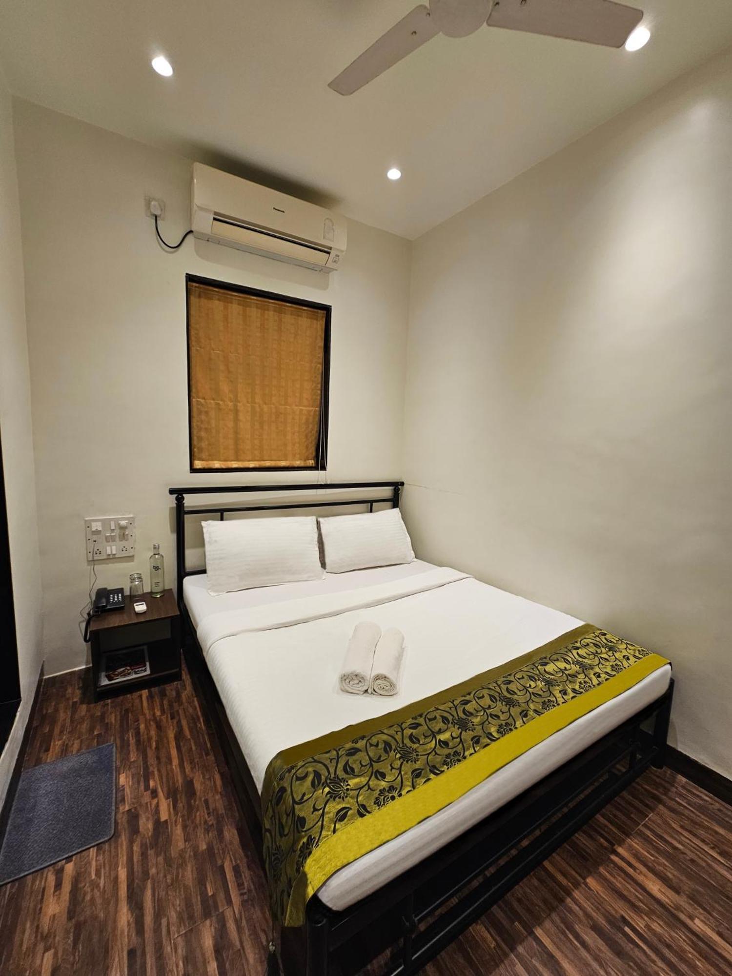 Hotel Kumkum Bombay Extérieur photo