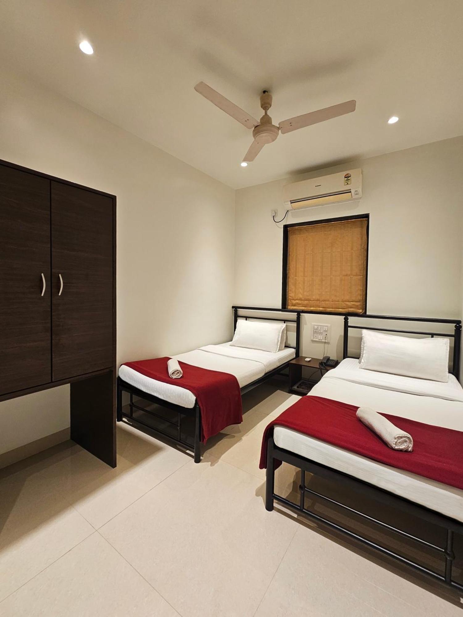 Hotel Kumkum Bombay Extérieur photo
