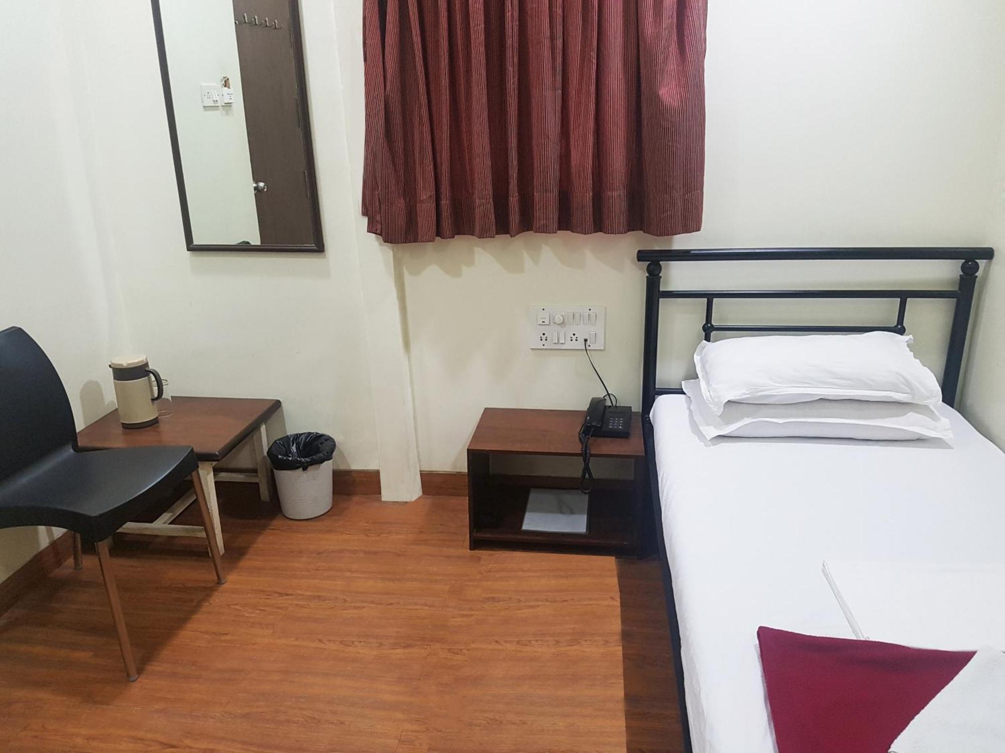 Hotel Kumkum Bombay Extérieur photo